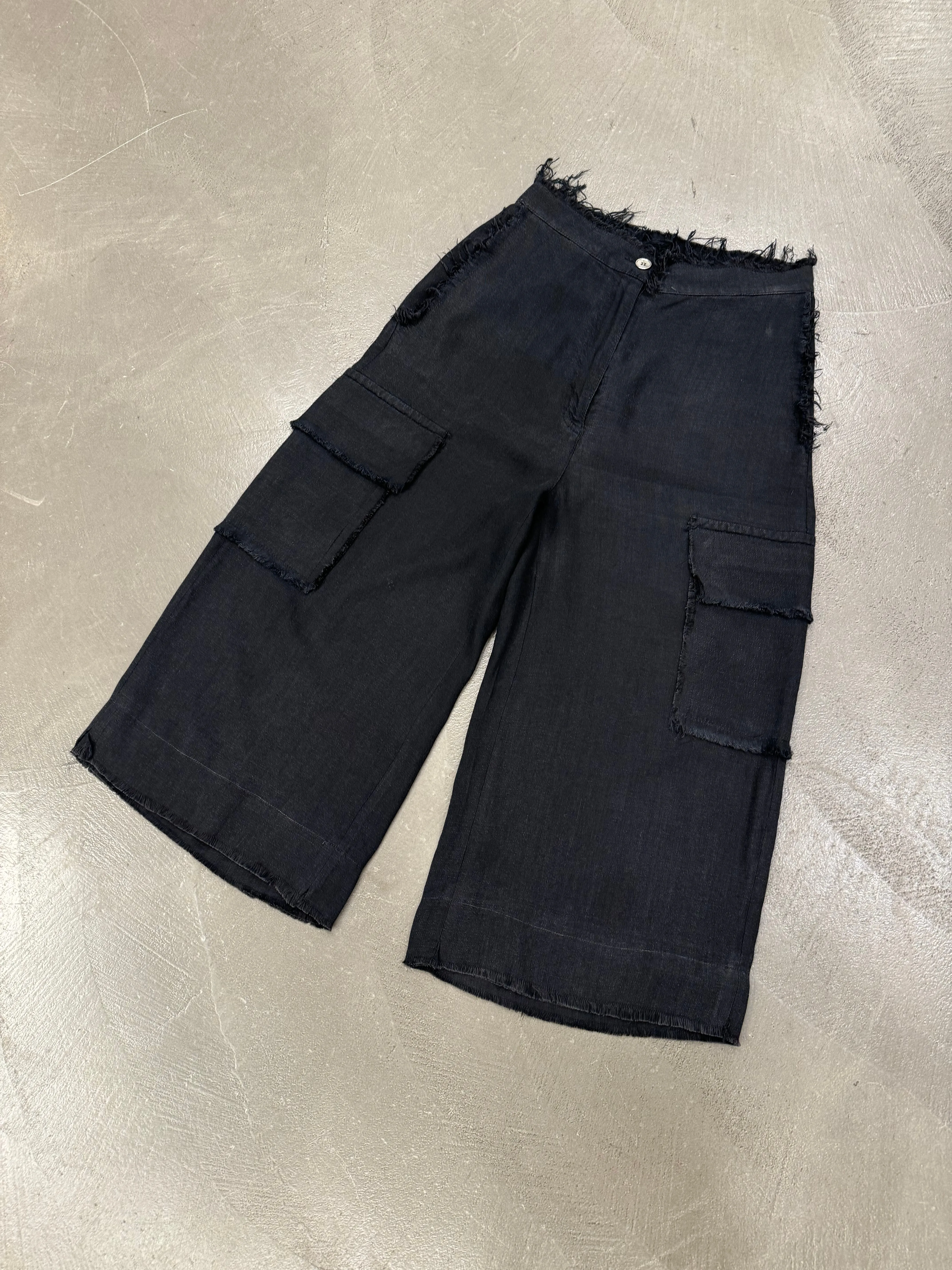 2017 Margiela MM6 wide distressed cargo shorts