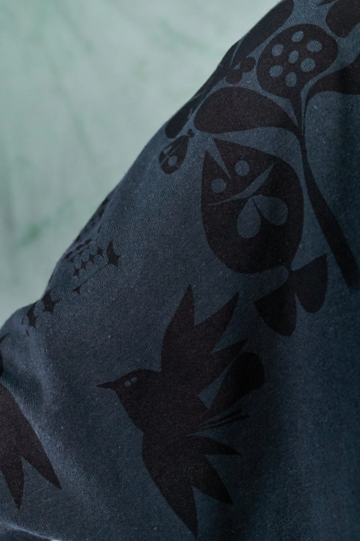 2304-Modern Sweatshirt-Cosmic Navy-P