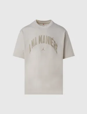A MA MANÍERE T-SHIRT