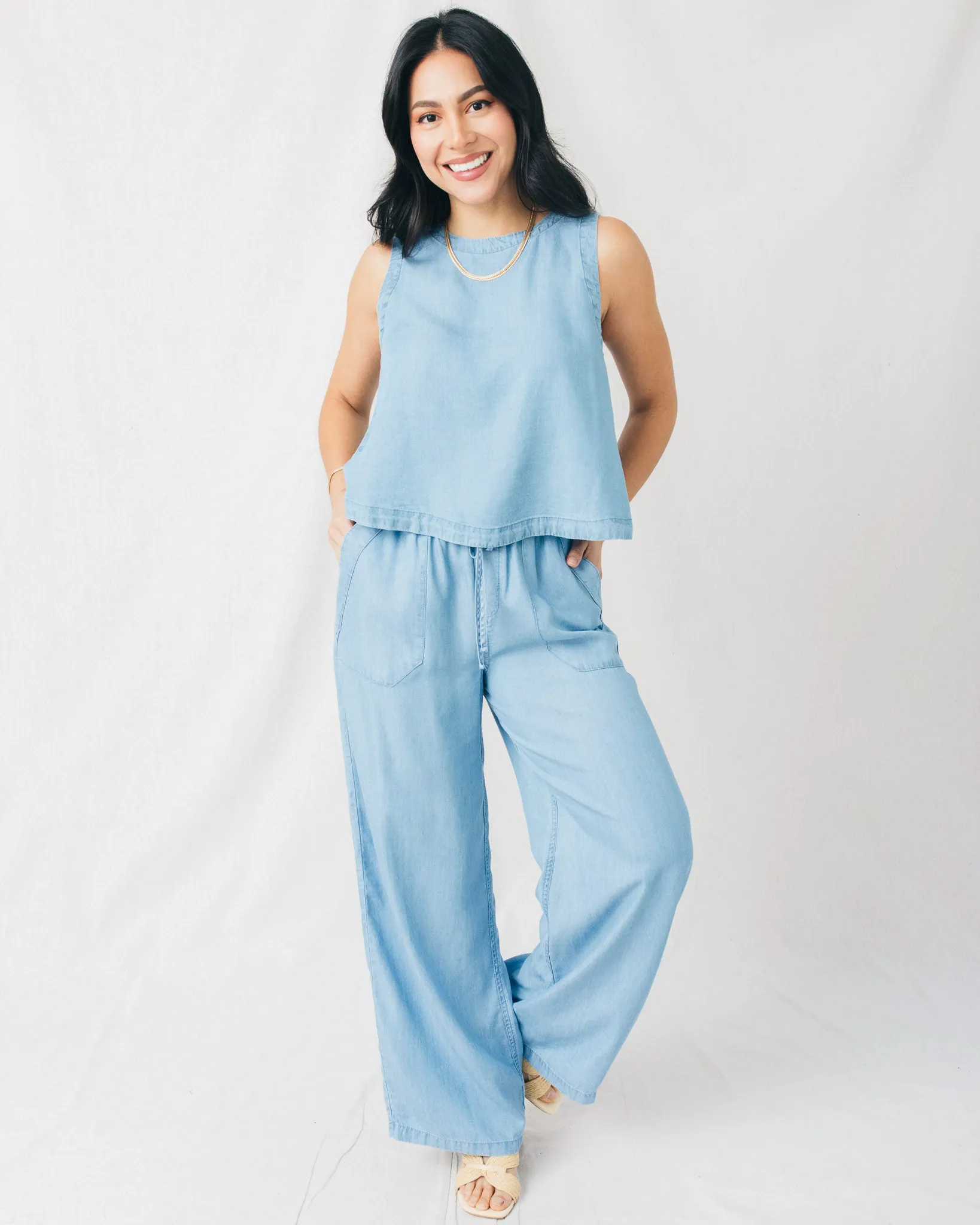 Alexis Round Neck Back Button Sleeveless Top