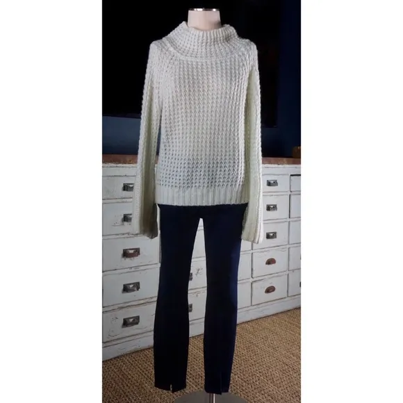 Anthropologie Dionne Bell Sleeved Sweater Pullover S