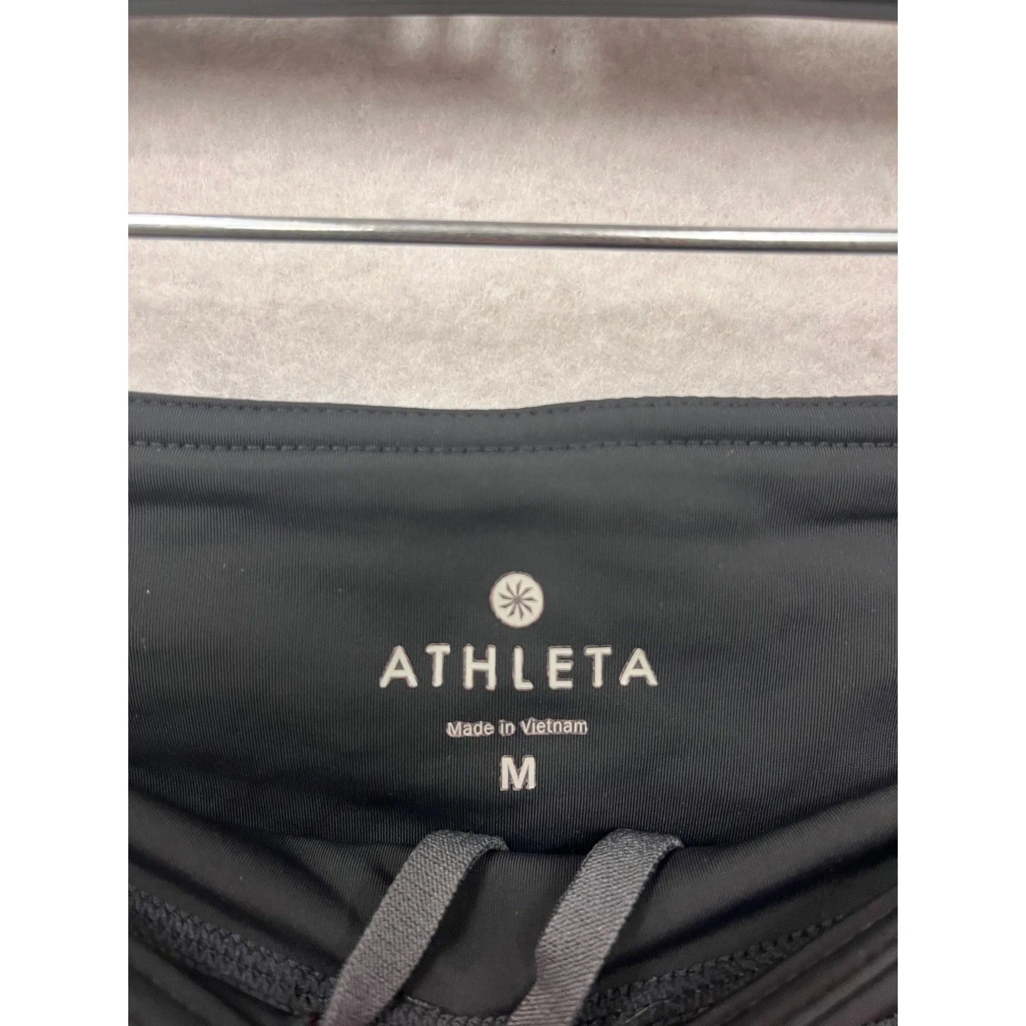 Athleta Womens Medium Black & Gray Athletic Biker Shorts #6799