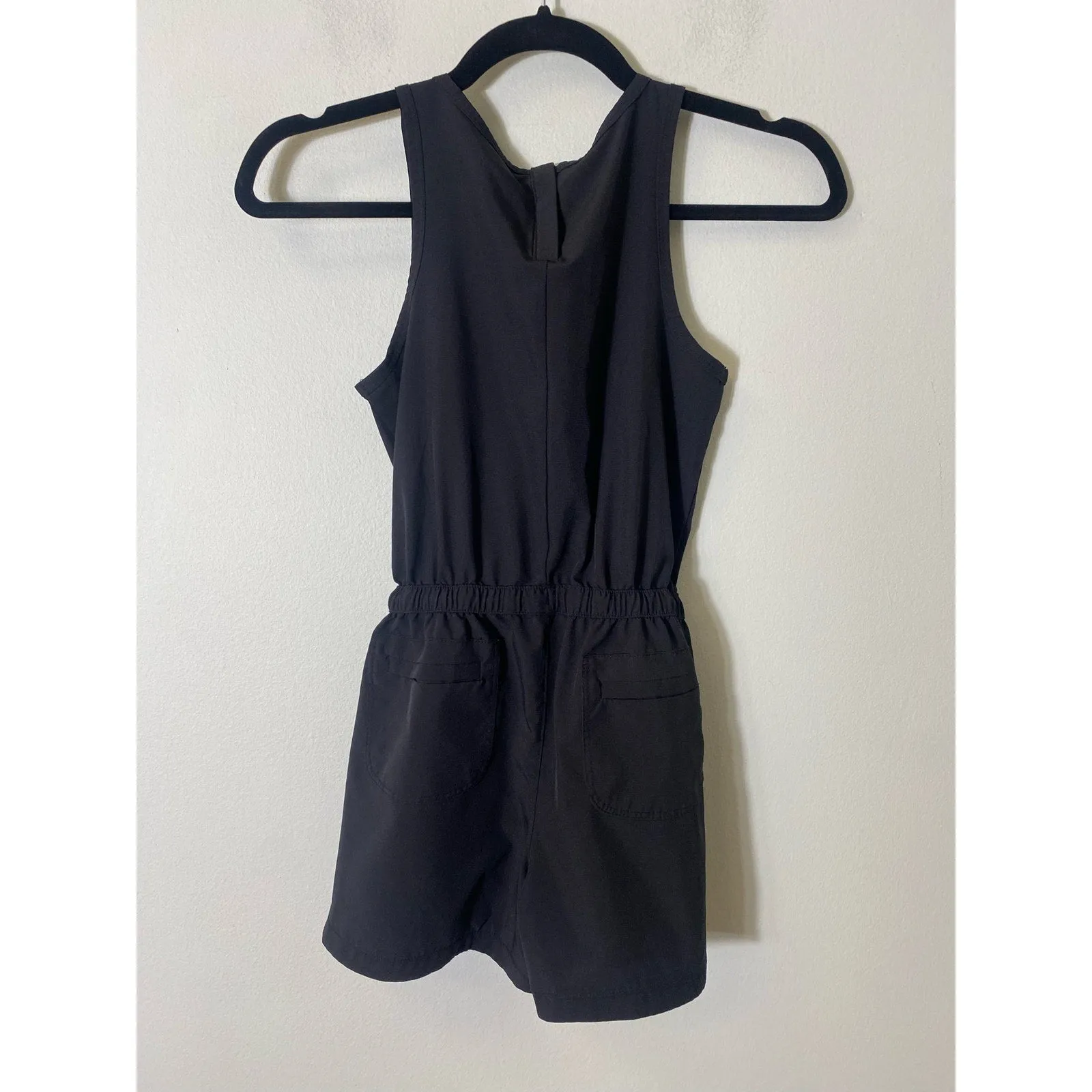 Avia Black Sleeveless Athletic Shorts Jumper Sz 7/8