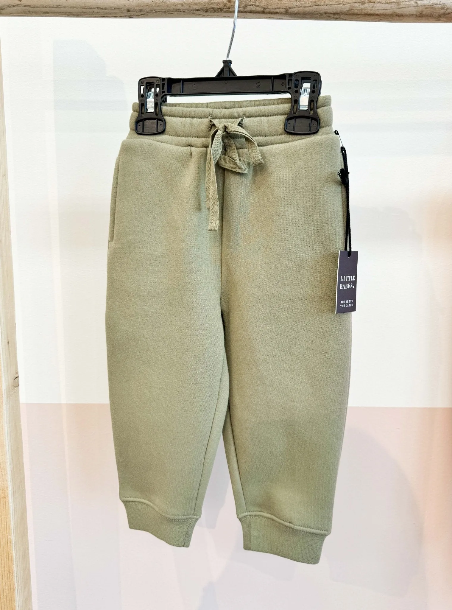 Brunette The Label Oversized Jogger - Olive