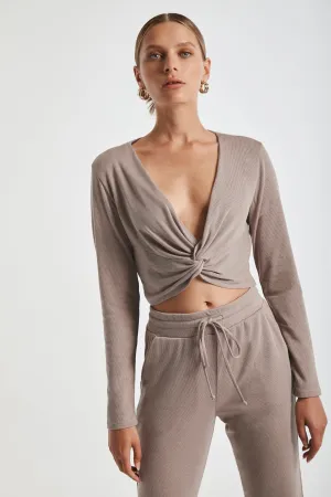 Brushed Rib Twist Font Crop L/S