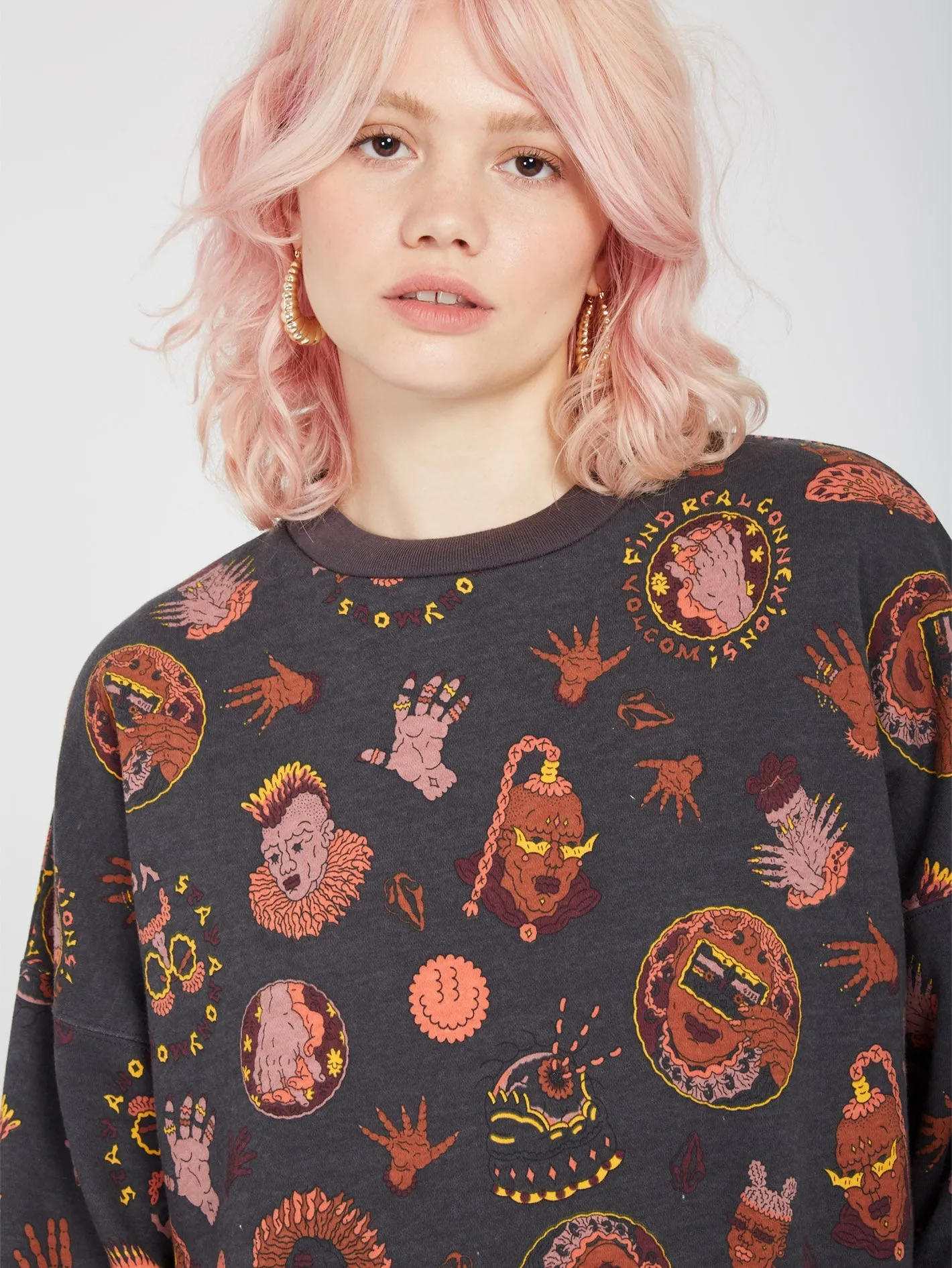 Connected Minds Pullover - BLACK