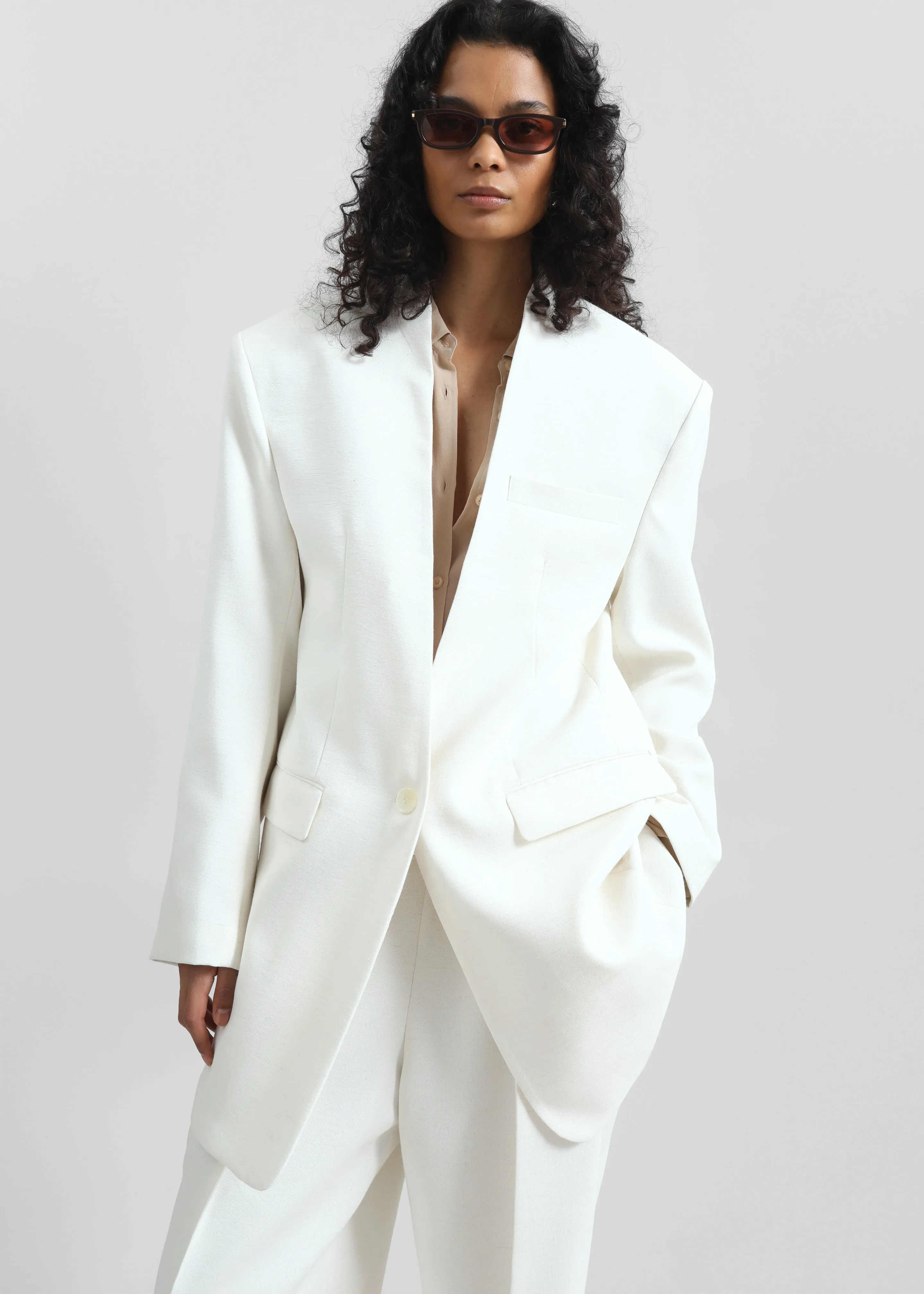 Corsham Collarless Oversized Blazer - White