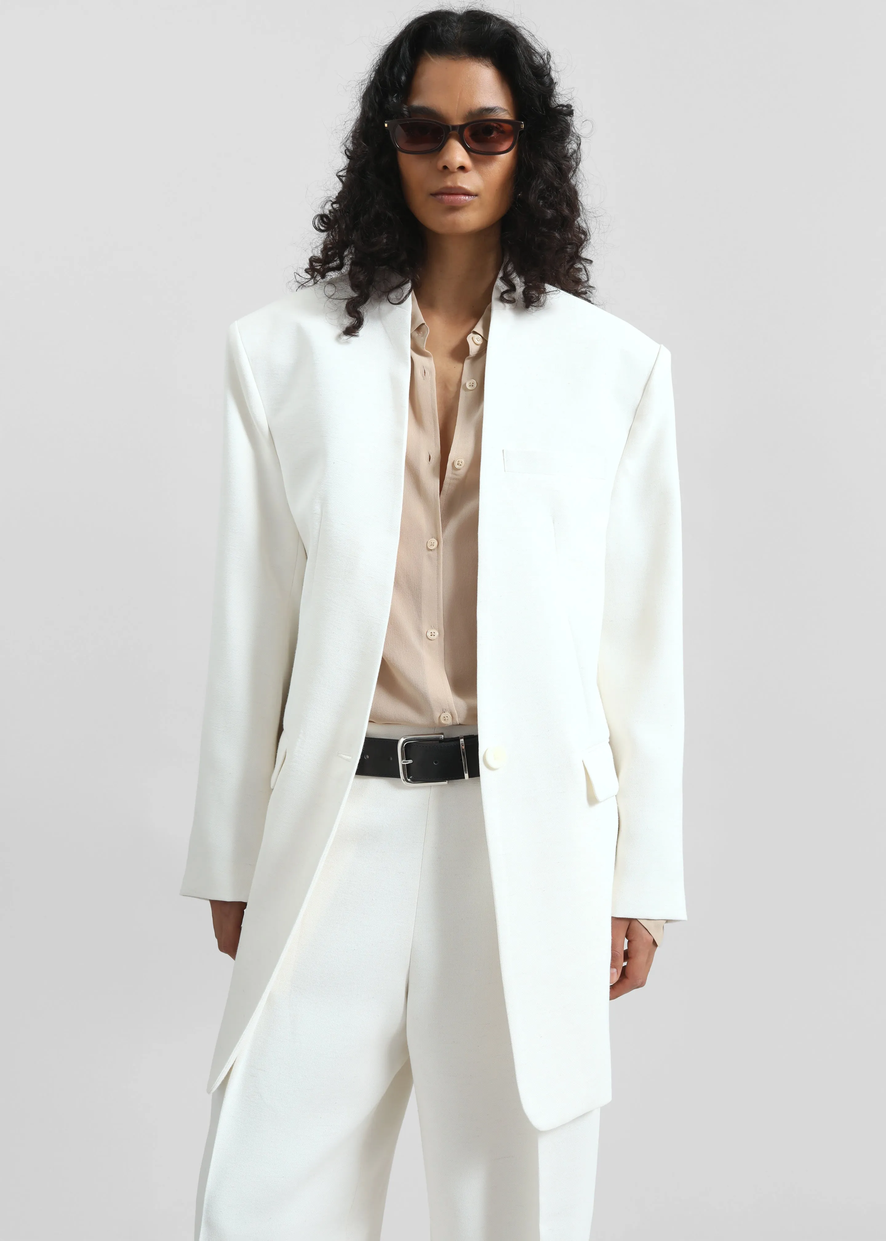 Corsham Collarless Oversized Blazer - White