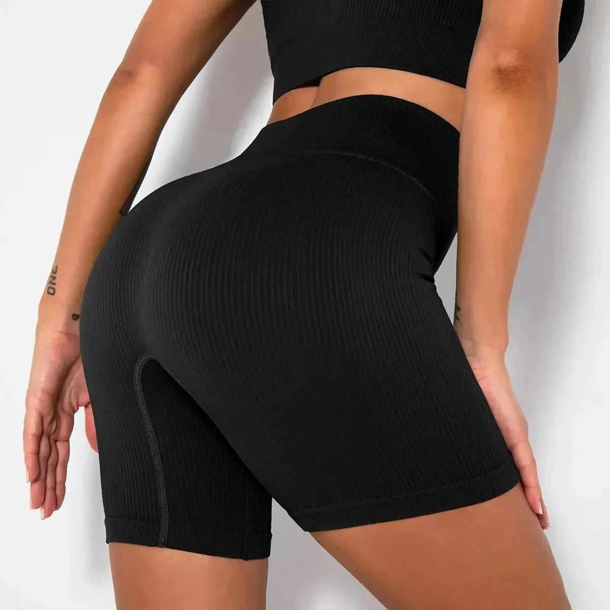 eamless High-Waist Sports Shorts – Push-Up Cycling, Running, Yoga, and Fitness Workout Shorts for Women