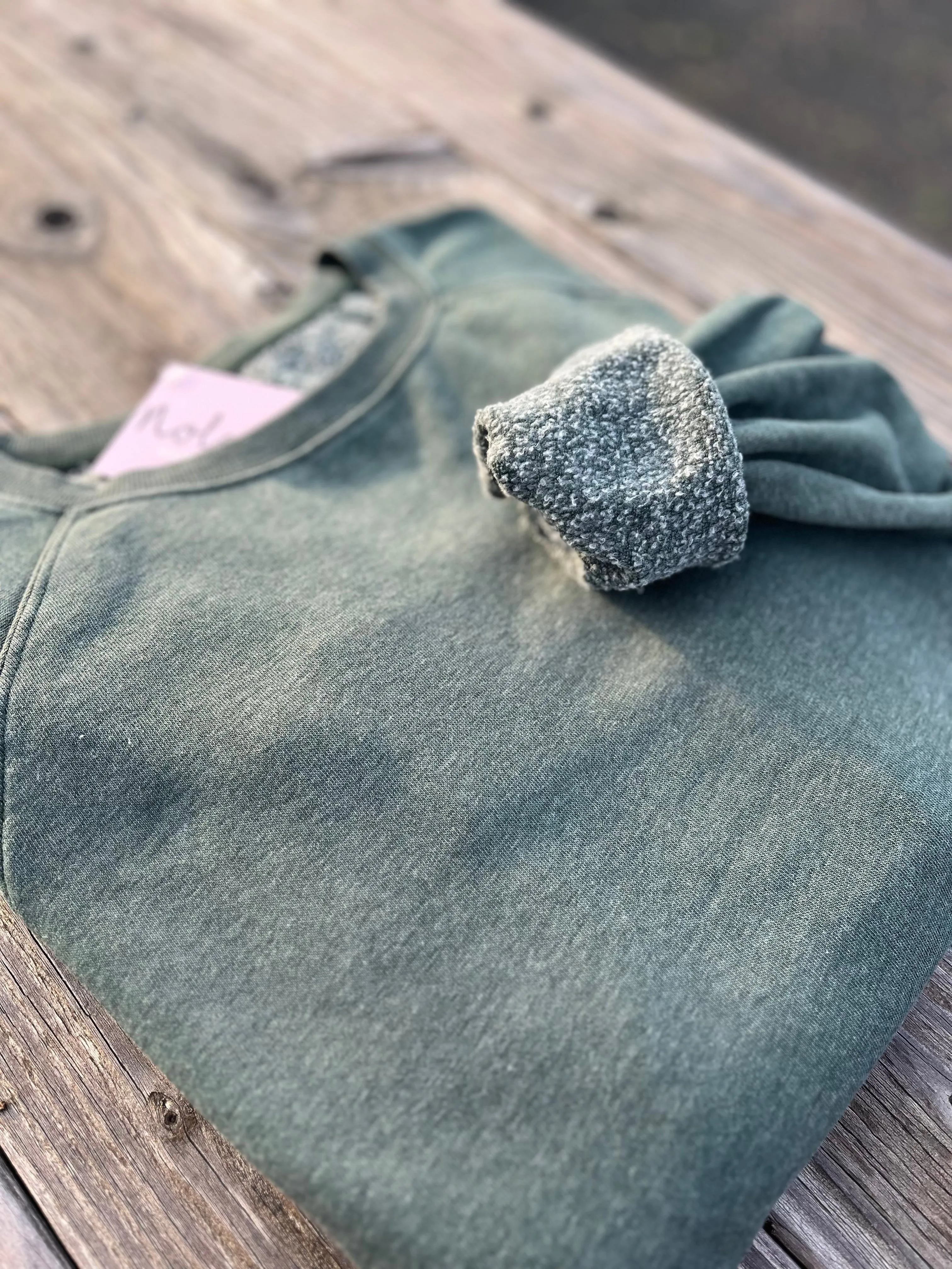 Hangout Pullover
