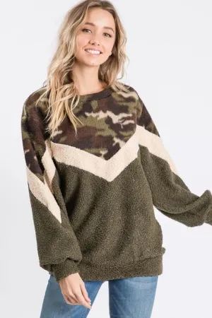 Harlow Camo Chevron Pullover