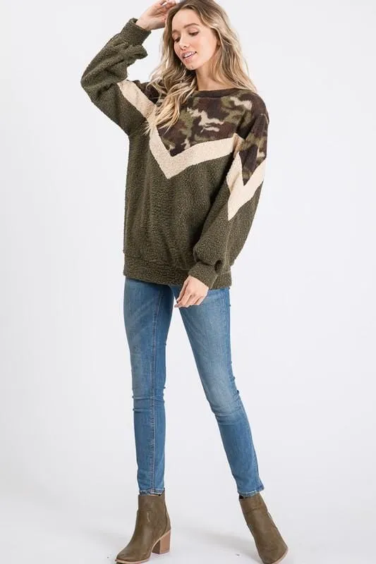 Harlow Camo Chevron Pullover