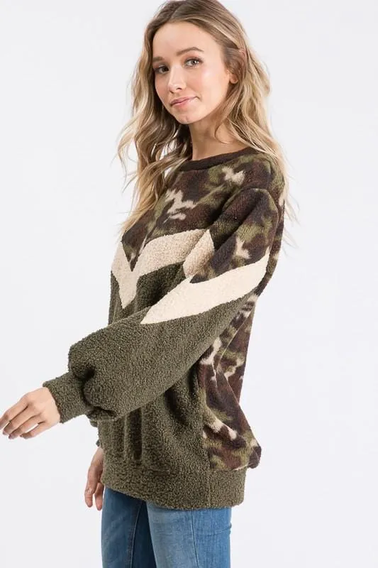 Harlow Camo Chevron Pullover