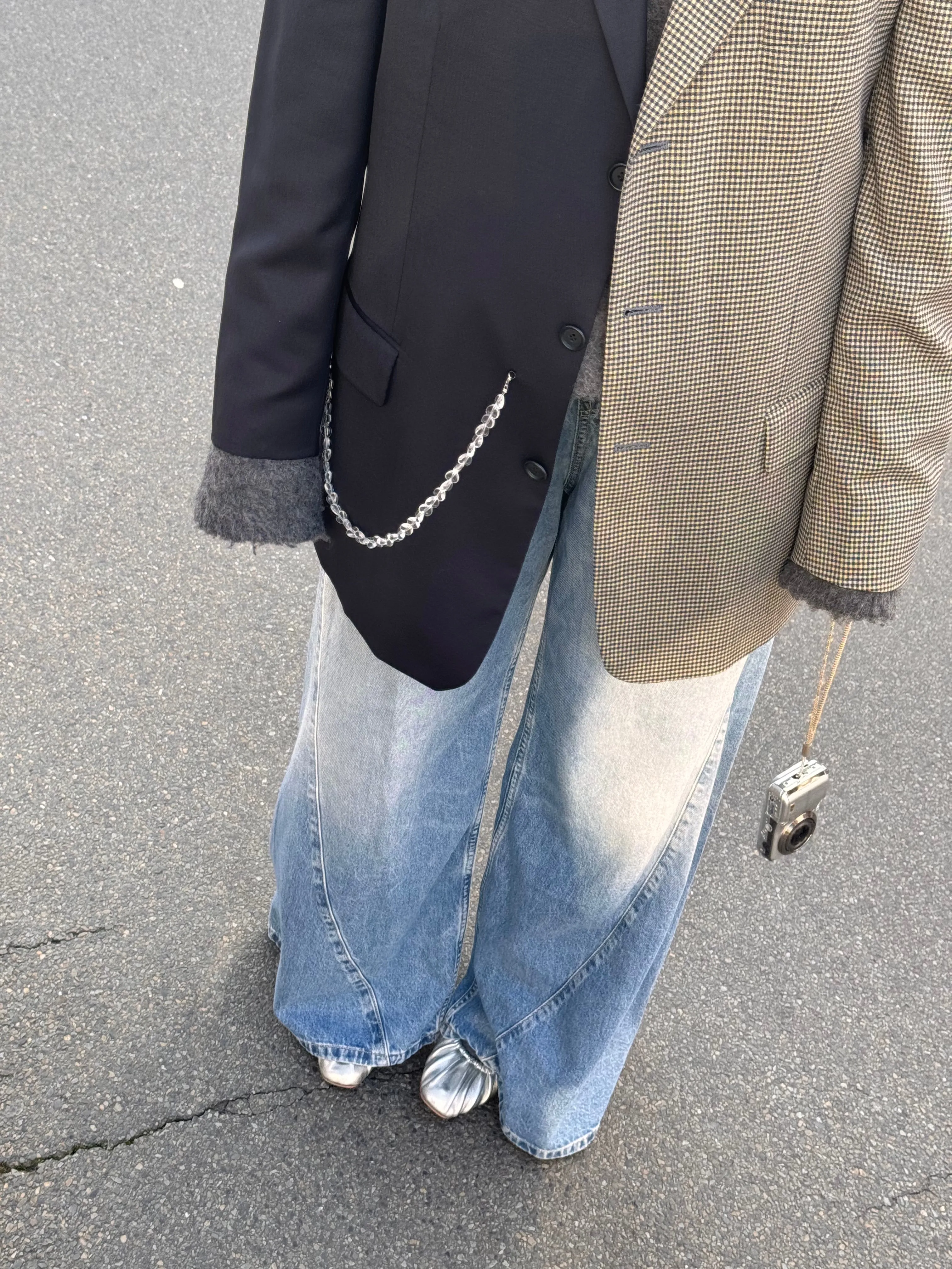 “LE COLIER ASYMETRIQUE,, upcycled blazer