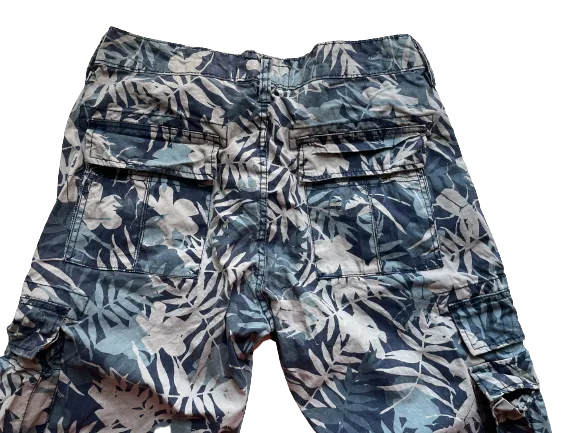 Levi's Men's Blue Tropical Slim Cargo Shorts