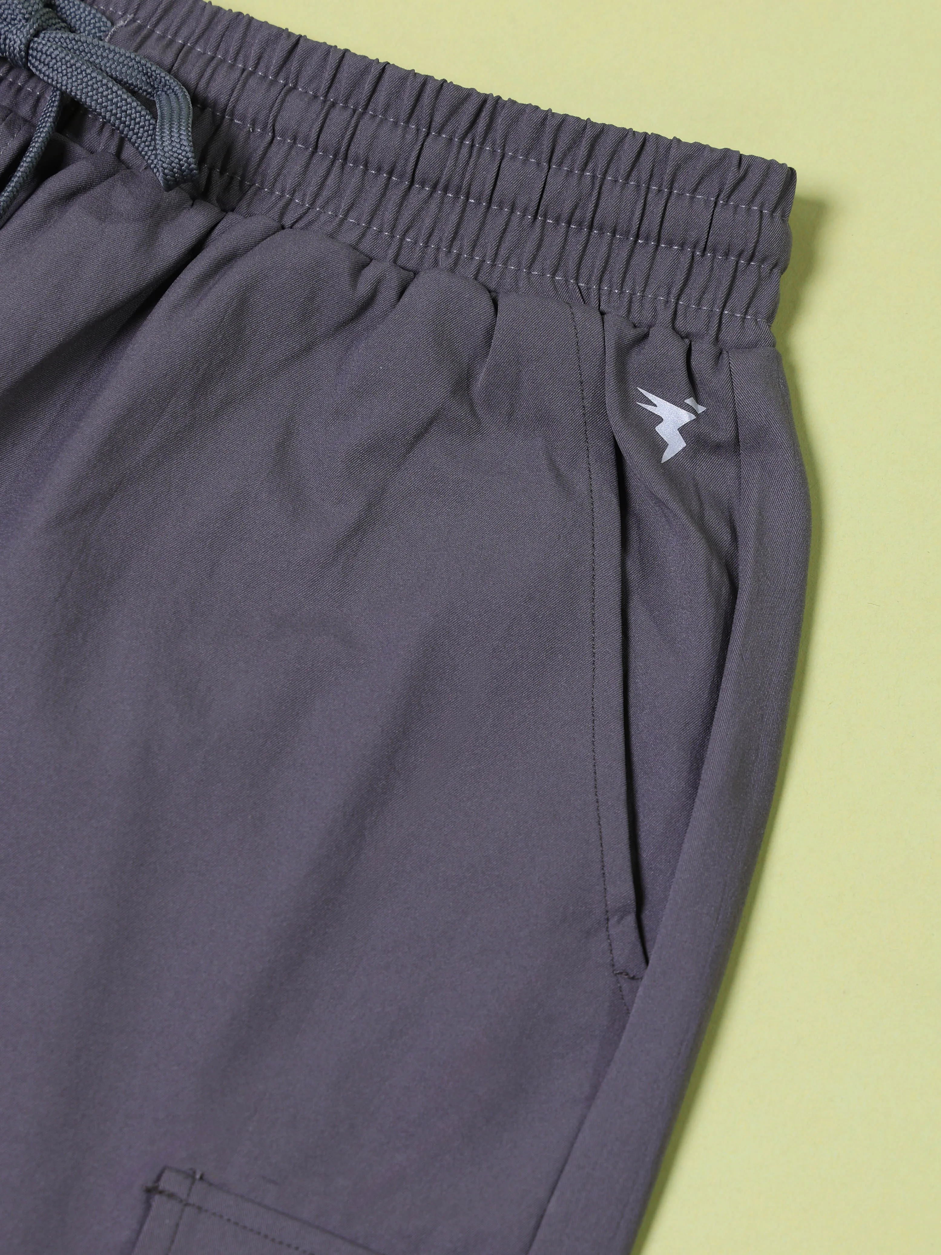 Men Solid Slim Fit Shorts with TS FLEXI