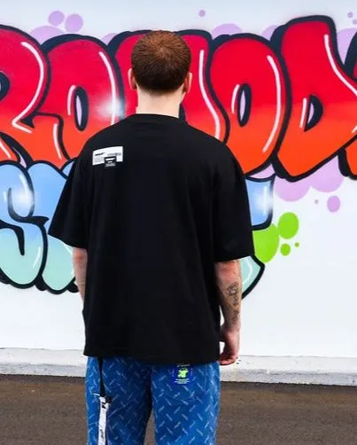 Mod Wave Movement Soft Neck T-Shirt- Black