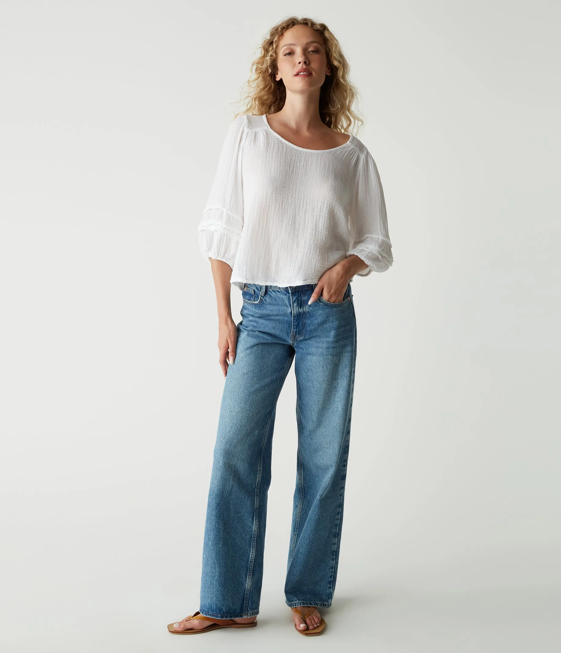 Pruitt Balloon Sleeve Top