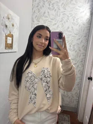 "Puff Lace" Sweatshirt