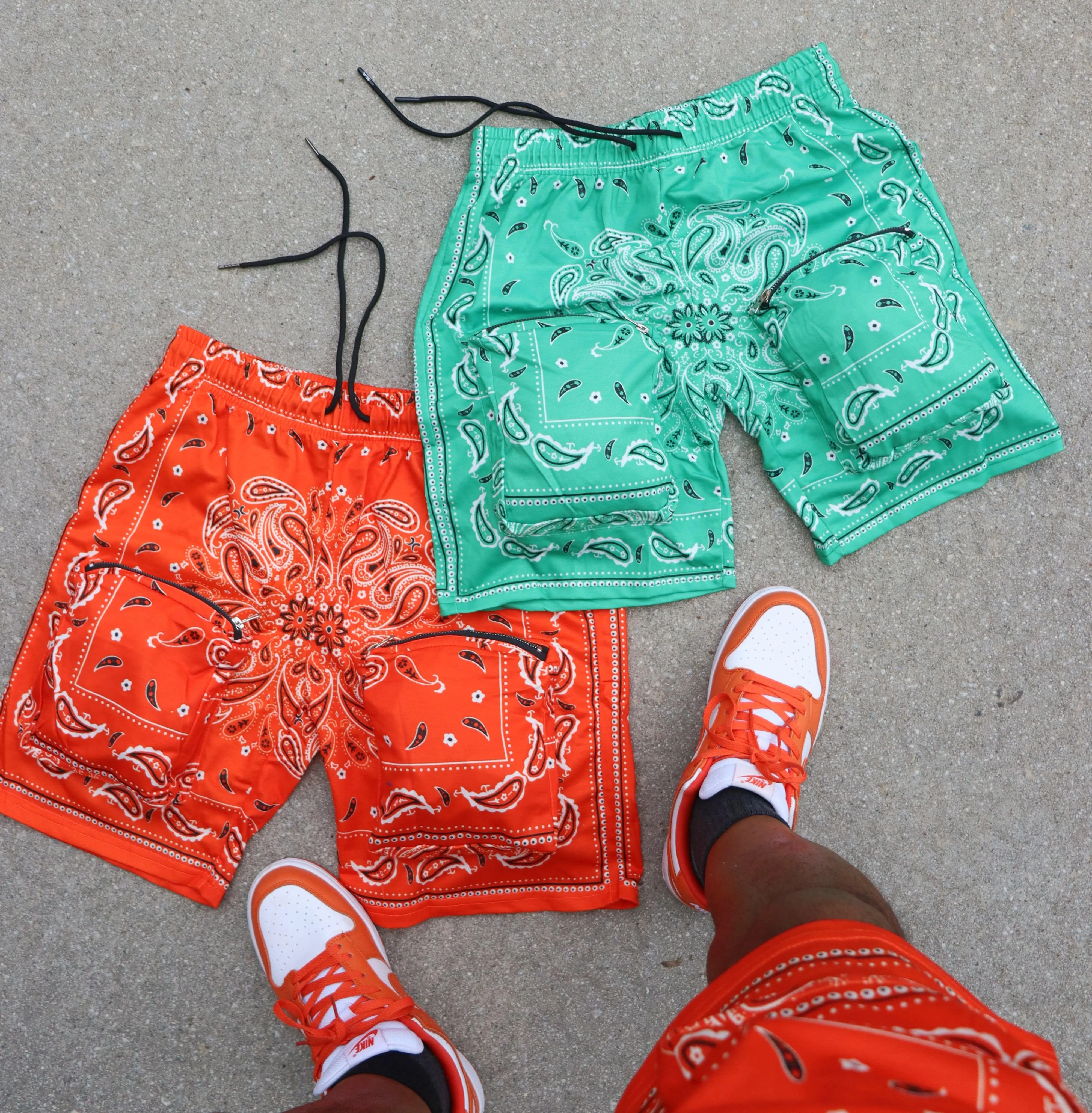 RISKY REWARDS GREEN BANDANA CARGO POCKET SHORTS