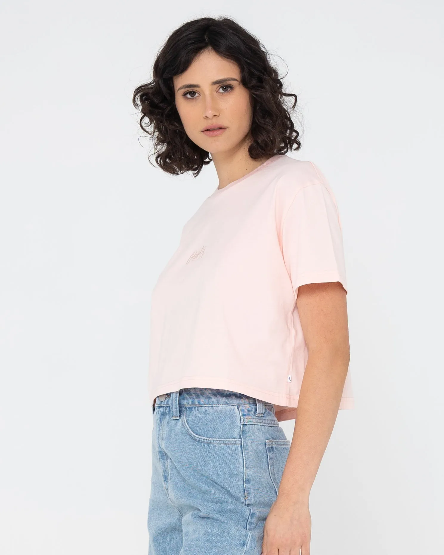RUSTY SCRIPT RELAXED FIT CROP TEE