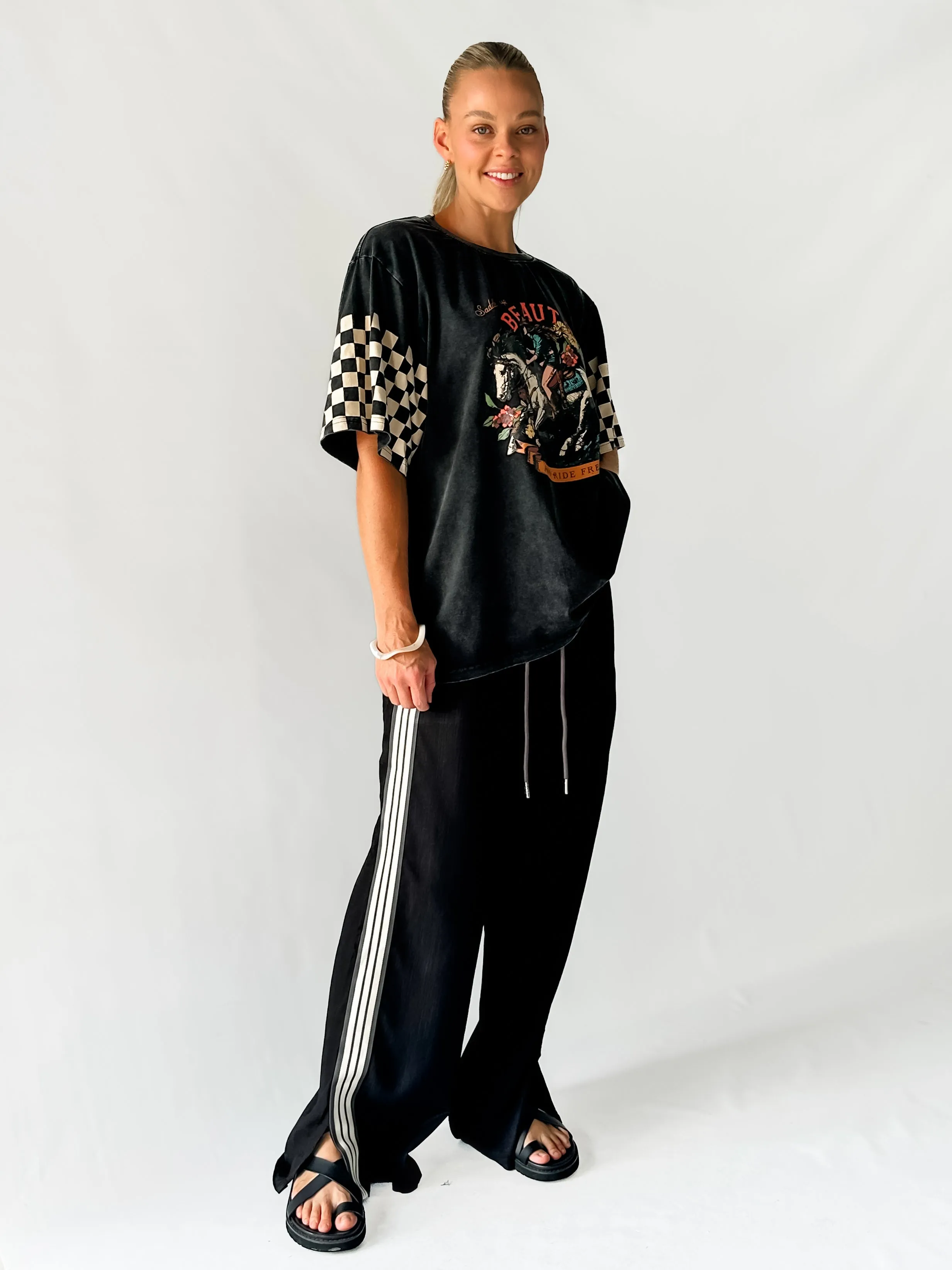 SADDLE UP BEAUTY TEE