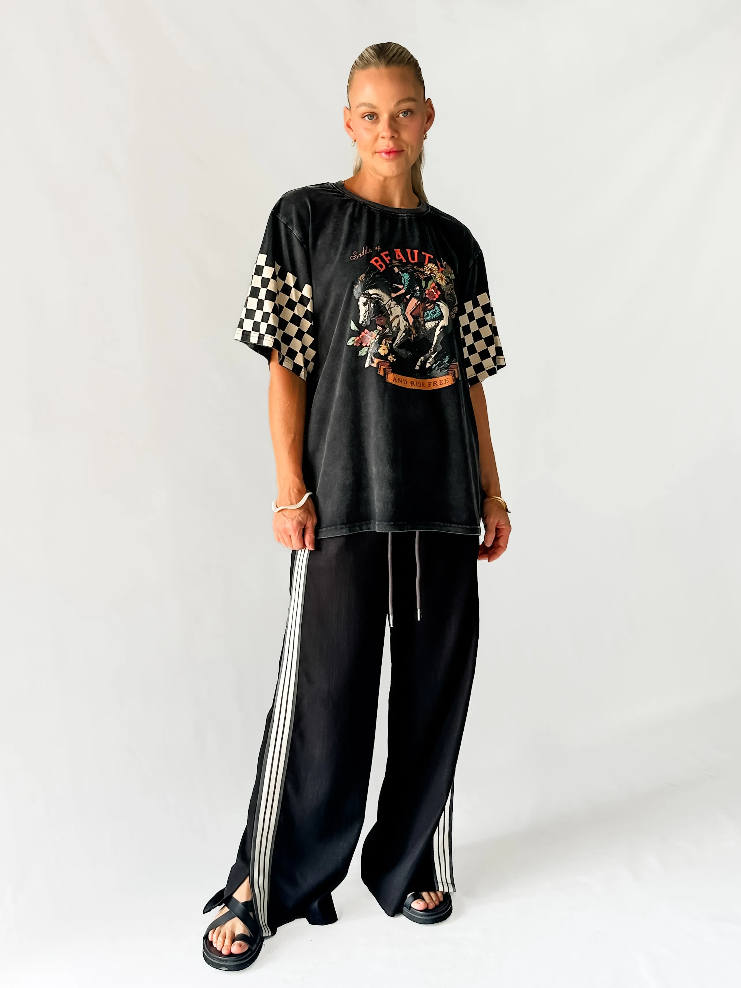 SADDLE UP BEAUTY TEE
