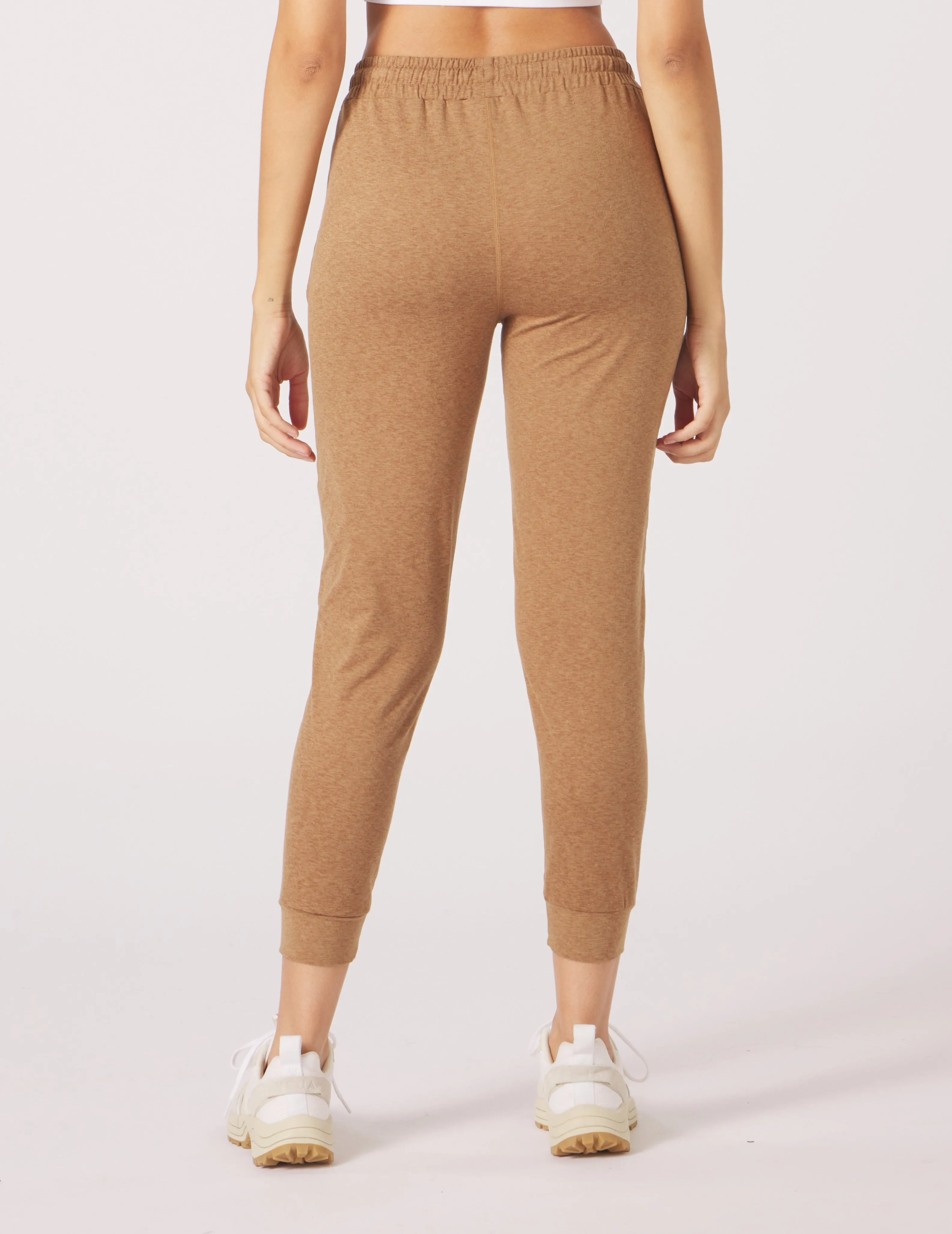 Serene Jogger: Almond Marble
