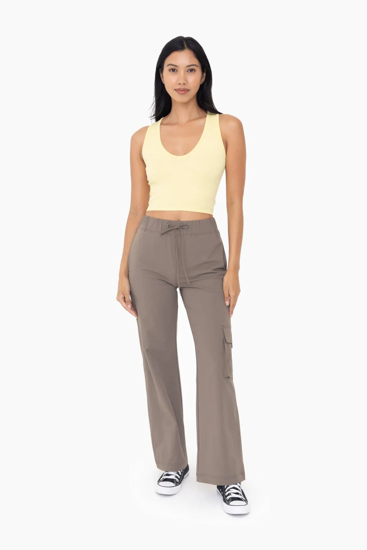Tessa- Seamless Ribbed V-Neck Crop Top