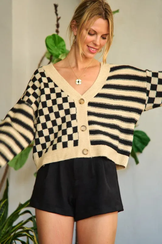 The Trend Pattern Sweater Cardigan