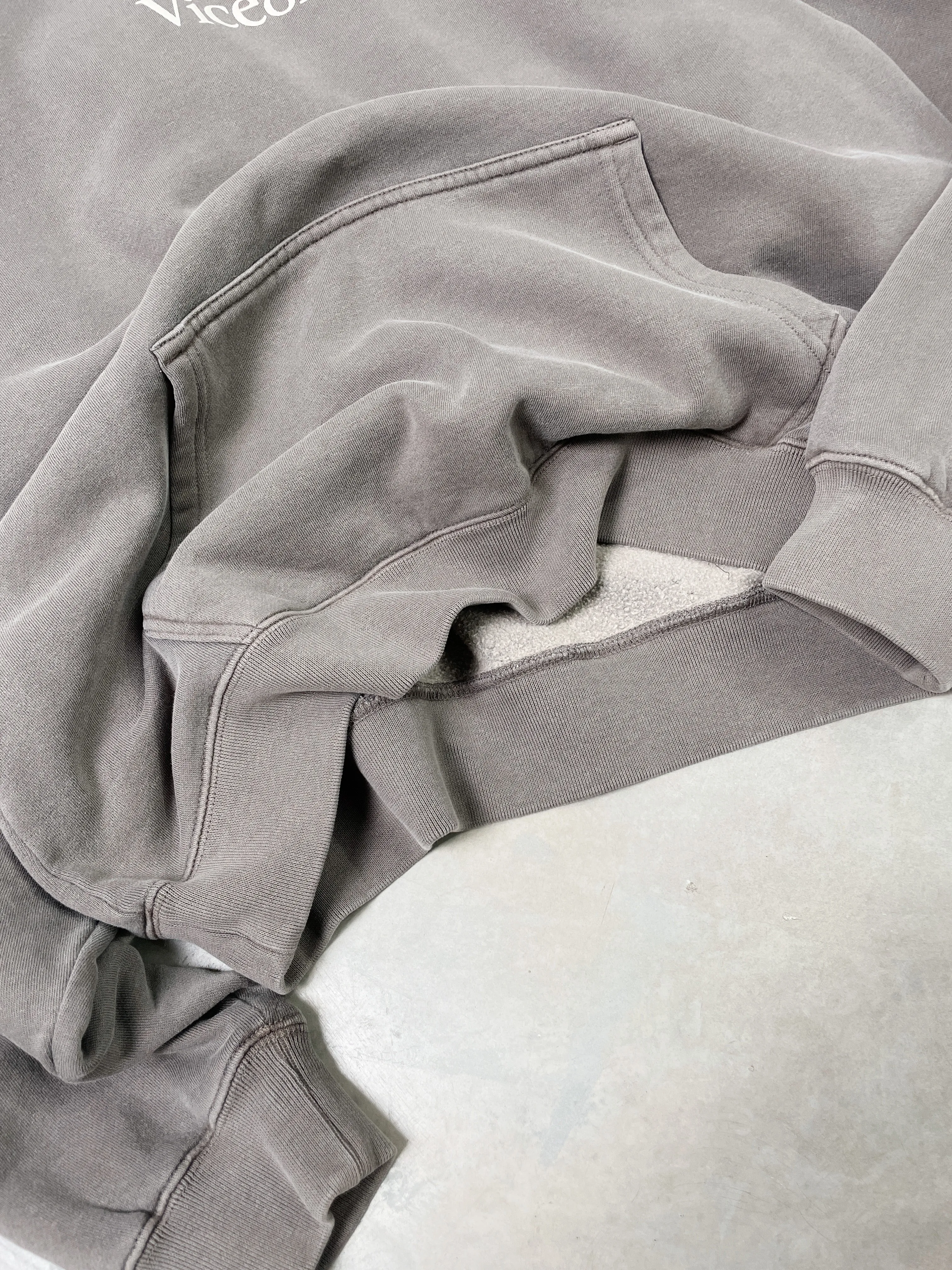 Vice 84 Premium Hoodie - Faded Grey