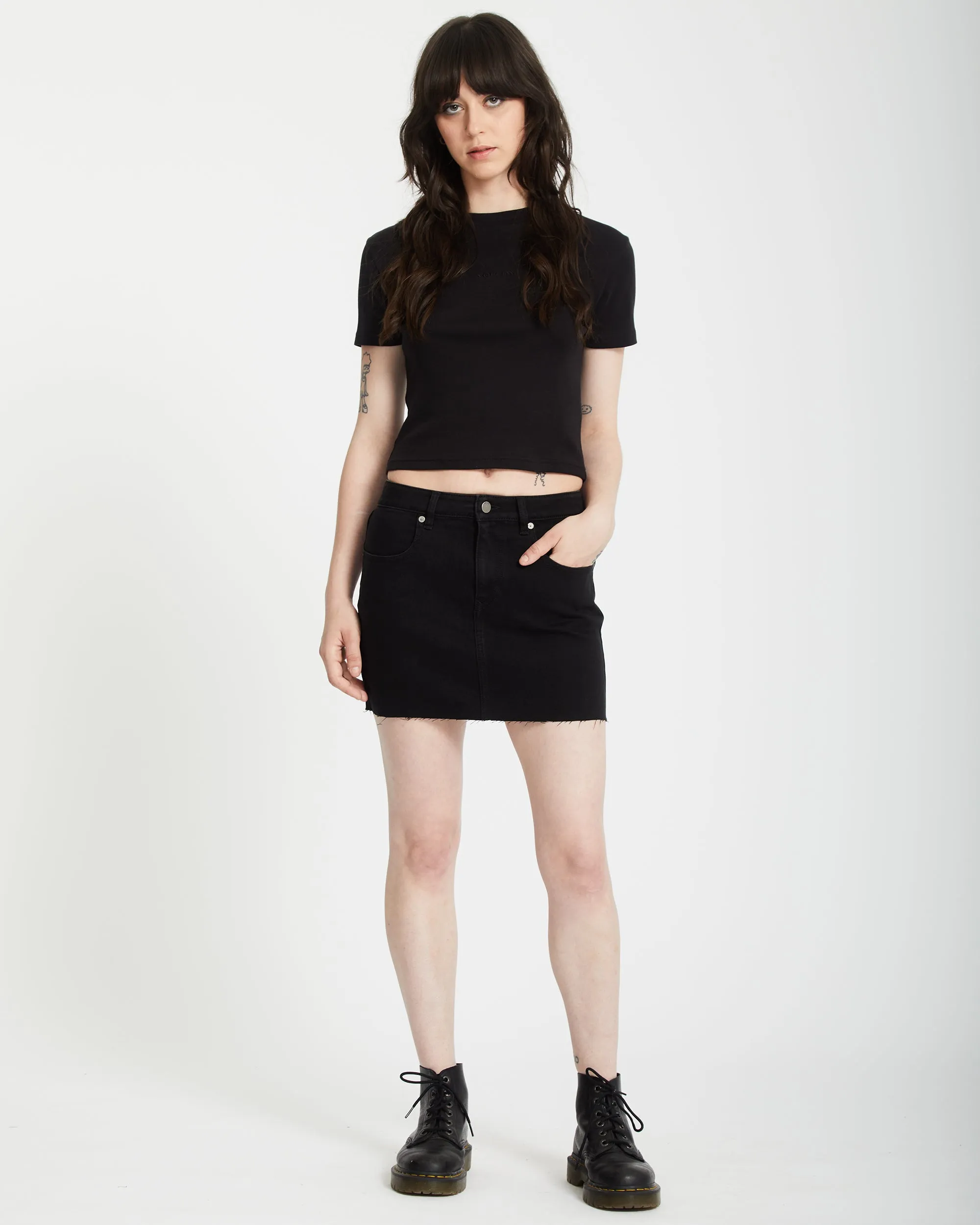Volcomstone Tight Crop T-shirt - BLACK