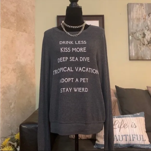 WILDFOX New Years Resolutions Statement Sweatshirt NWT, M