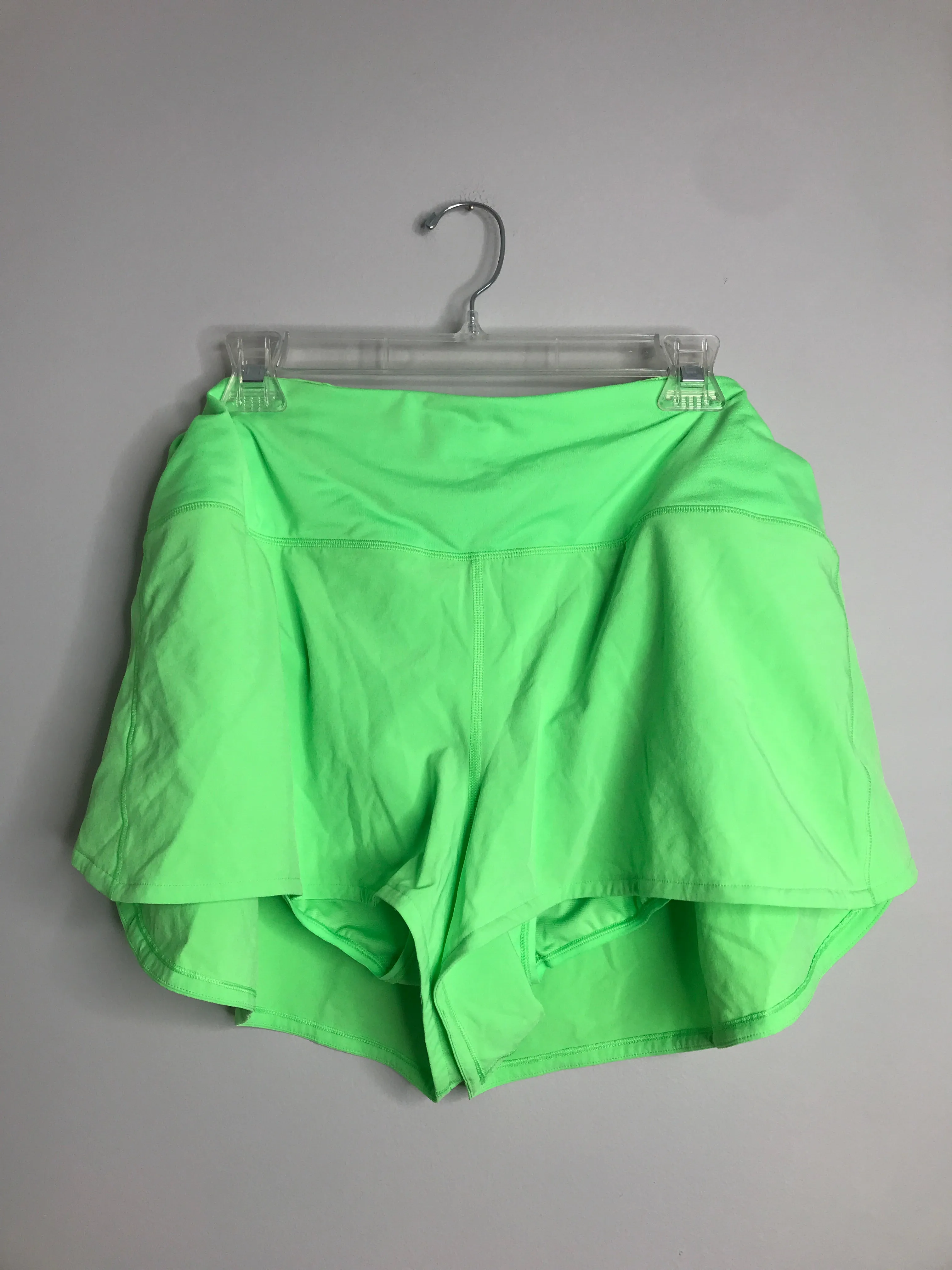 Womens Size 18 Misses Green lululemon Athletic Shorts