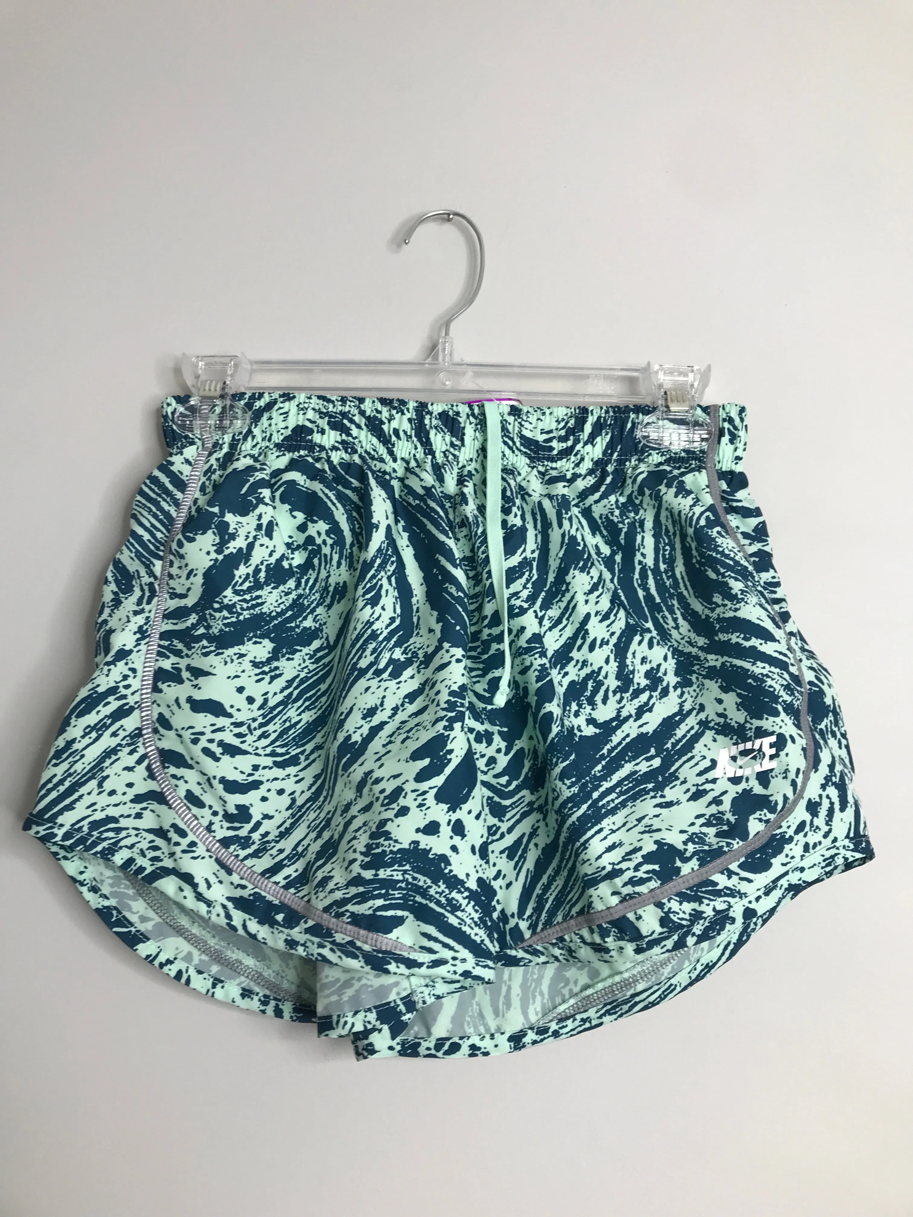 Womens Size Sm Misses Green Nike Athletic Shorts